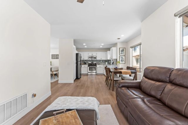 10386 Wateridge Circle 349, San Diego, CA 92121