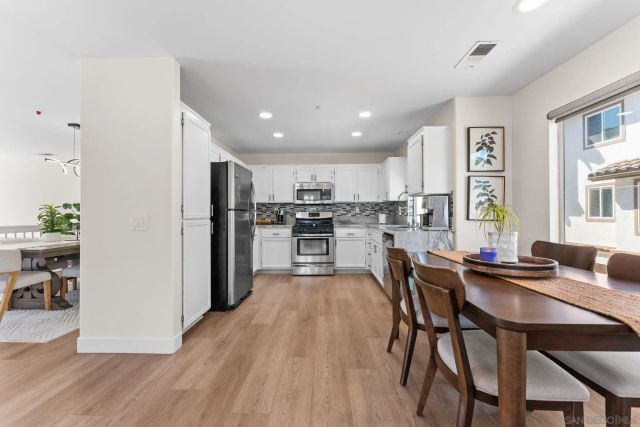 10386 Wateridge Circle 349, San Diego, CA 92121