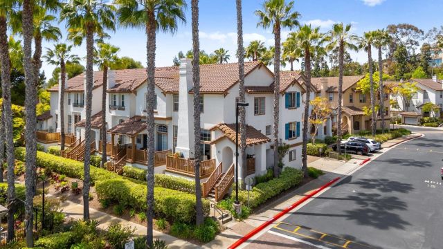 10386 Wateridge Circle 349, San Diego, CA 92121