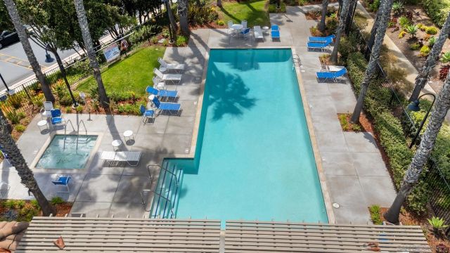 10386 Wateridge Circle 349, San Diego, CA 92121