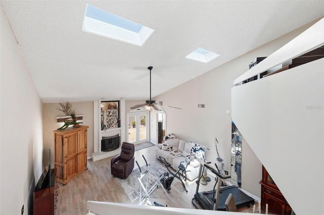 1910 SE 37TH COURT CIRCLE, Ocala, FL 34471