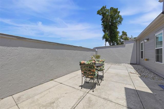 1910 SE 37TH COURT CIRCLE, Ocala, FL 34471