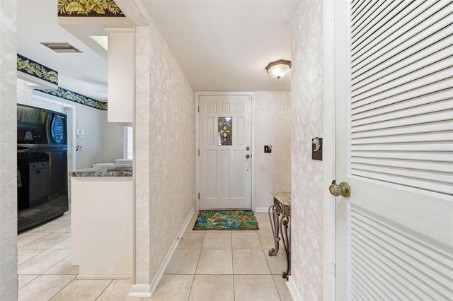 1910 SE 37TH COURT CIRCLE, Ocala, FL 34471