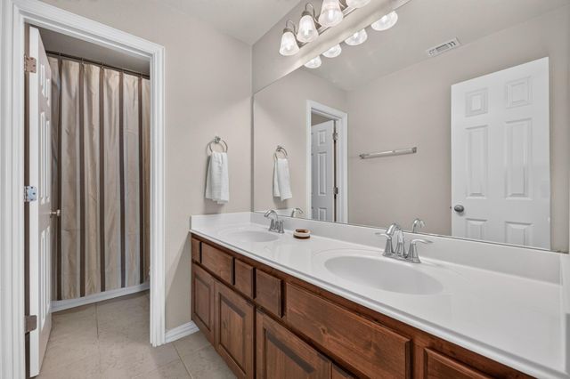 3813 Campfire DR, Cedar Park, TX 78613