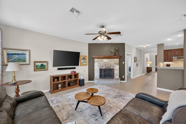 3813 Campfire DR, Cedar Park, TX 78613