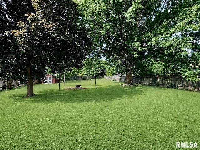 104 CLAYTON Court, East Peoria, IL 61611