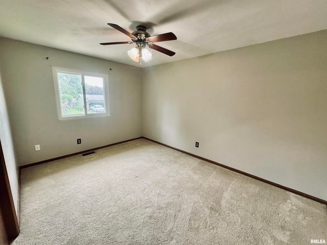 104 CLAYTON Court, East Peoria, IL 61611