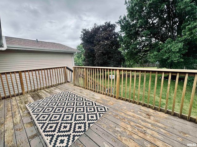 104 CLAYTON Court, East Peoria, IL 61611