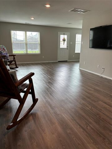 4310 Sand Pebble Lane, Baytown, TX 77521