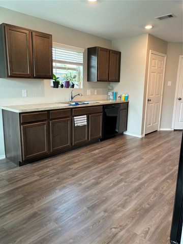 4310 Sand Pebble Lane, Baytown, TX 77521