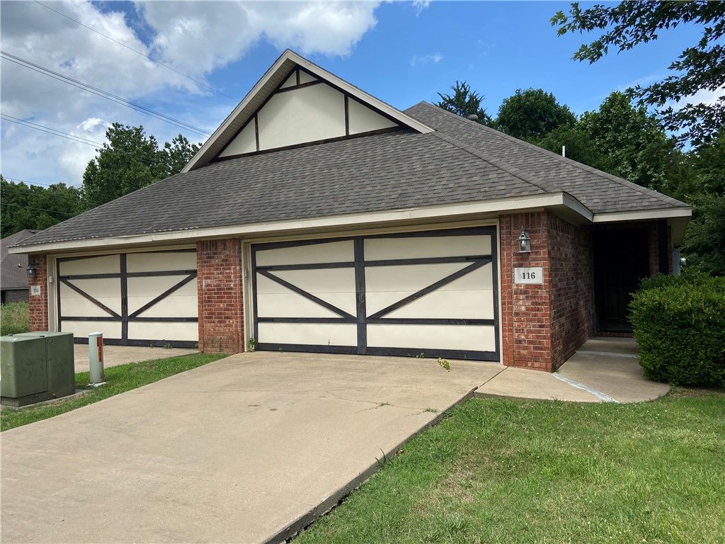 114 & 116 Ray Avenue, Fayetteville, AR 72701