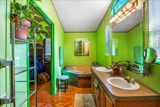 20030 Red Oak Drive, Larue, TX 75770