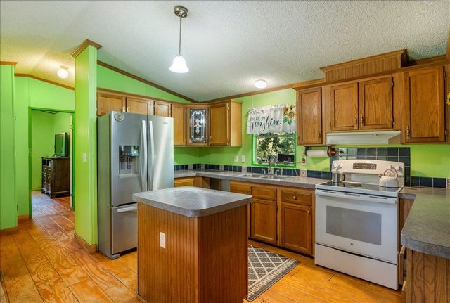 20030 Red Oak Drive, Larue, TX 75770