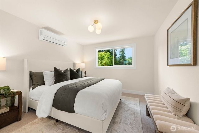16719 SE 4th Place, Bellevue, WA 98008