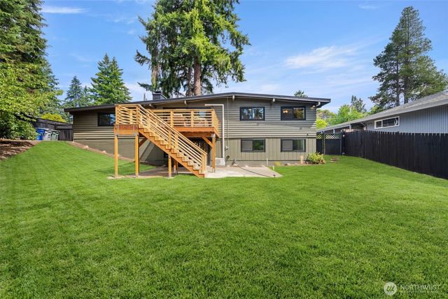 16719 SE 4th Place, Bellevue, WA 98008