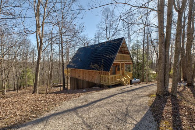 718 Adams Acres Road, Wellington, KY 40387