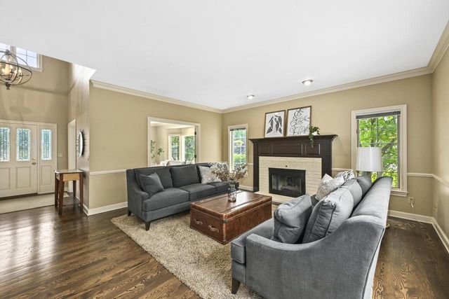 4665 Hastings DRIVE, Brookfield, WI 53045