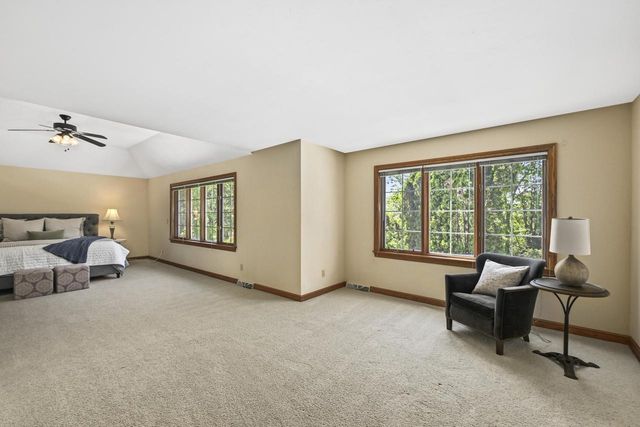 4665 Hastings DRIVE, Brookfield, WI 53045