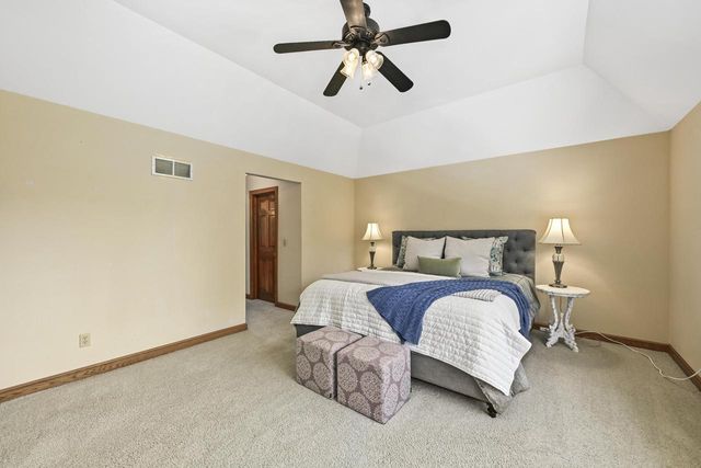 4665 Hastings DRIVE, Brookfield, WI 53045