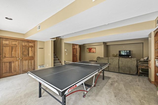 4665 Hastings DRIVE, Brookfield, WI 53045