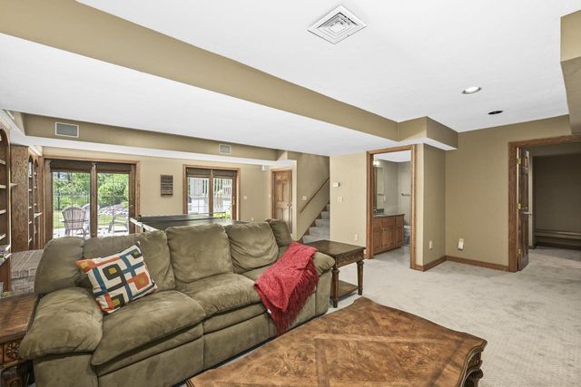 4665 Hastings DRIVE, Brookfield, WI 53045