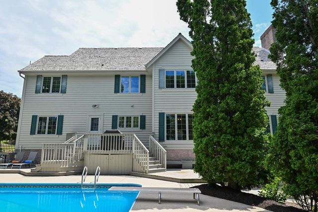 4665 Hastings DRIVE, Brookfield, WI 53045