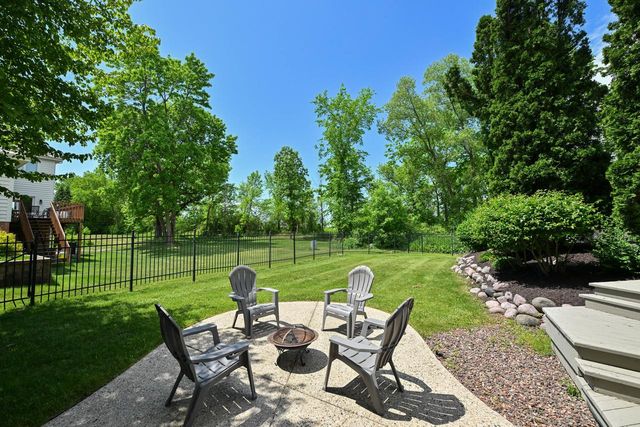 4665 Hastings DRIVE, Brookfield, WI 53045