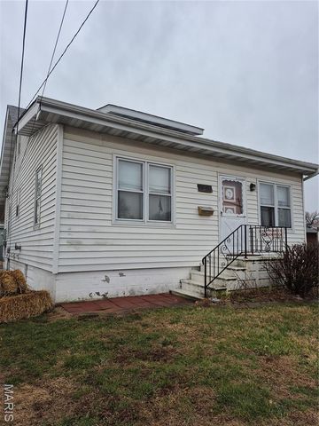 1530 Johnson Road, Granite City, IL 62040