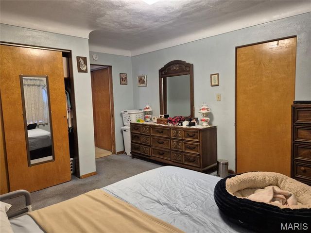 1530 Johnson Road, Granite City, IL 62040