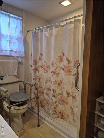 1530 Johnson Road, Granite City, IL 62040