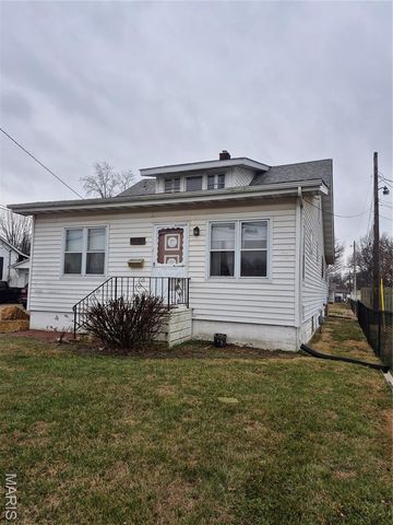 1530 Johnson Road, Granite City, IL 62040