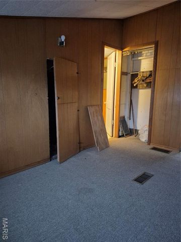 1530 Johnson Road, Granite City, IL 62040