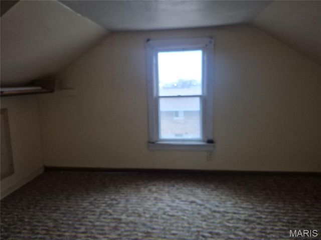 1530 Johnson Road, Granite City, IL 62040