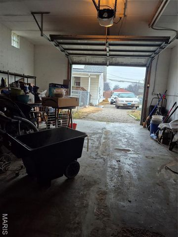 1530 Johnson Road, Granite City, IL 62040