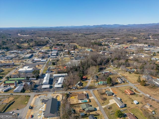 298 Faulkner Street, Cleveland, GA 30528