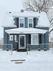 3730 Fremont Avenue N, Minneapolis, MN 55412
