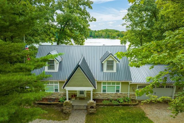 506 Mclachlan Point, Evart, MI 49631