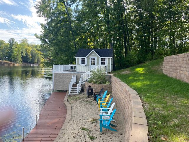 506 Mclachlan Point, Evart, MI 49631