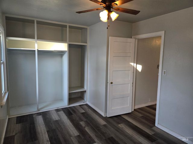 328 E Ave D, Jerome, ID 83338