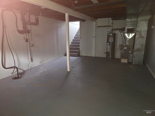 328 E Ave D, Jerome, ID 83338