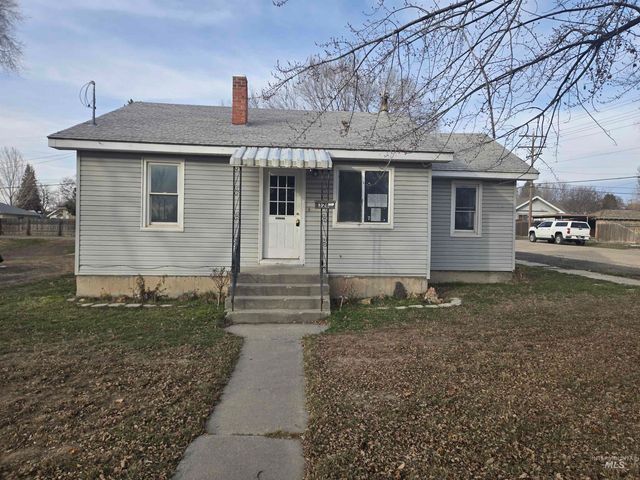 328 E Ave D, Jerome, ID 83338