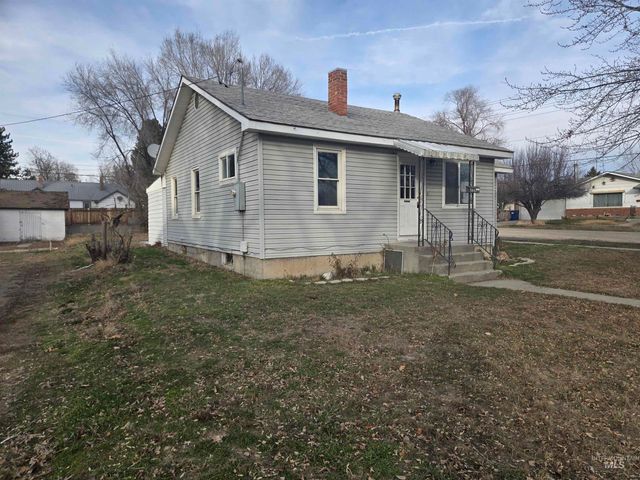 328 E Ave D, Jerome, ID 83338