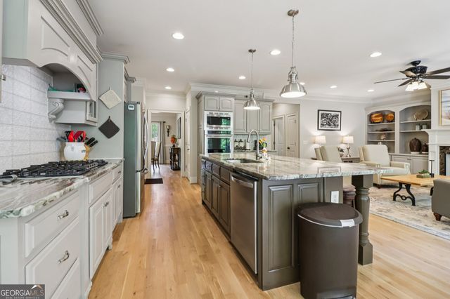 42 Clover Leaf Court, Newnan, GA 30265