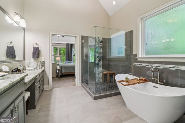 42 Clover Leaf Court, Newnan, GA 30265