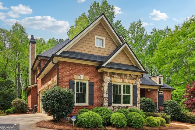 42 Clover Leaf Court, Newnan, GA 30265