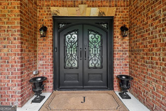 42 Clover Leaf Court, Newnan, GA 30265