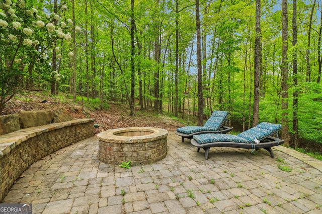 42 Clover Leaf Court, Newnan, GA 30265