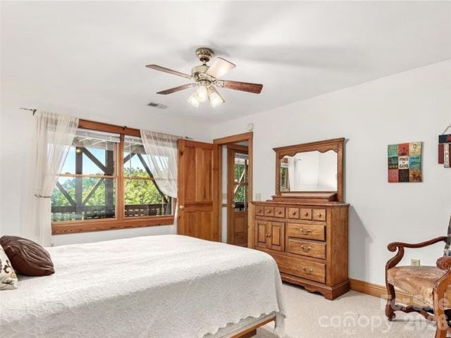 505 Middle Top Loop, Maggie Valley, NC 28751