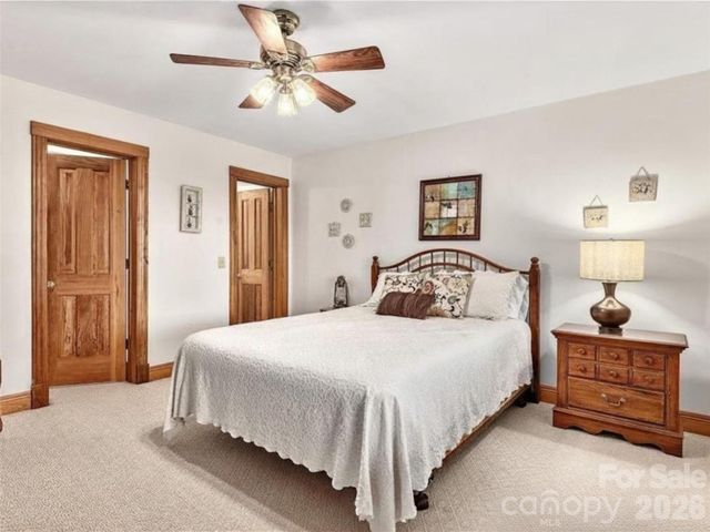 505 Middle Top Loop, Maggie Valley, NC 28751