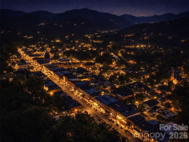 505 Middle Top Loop, Maggie Valley, NC 28751